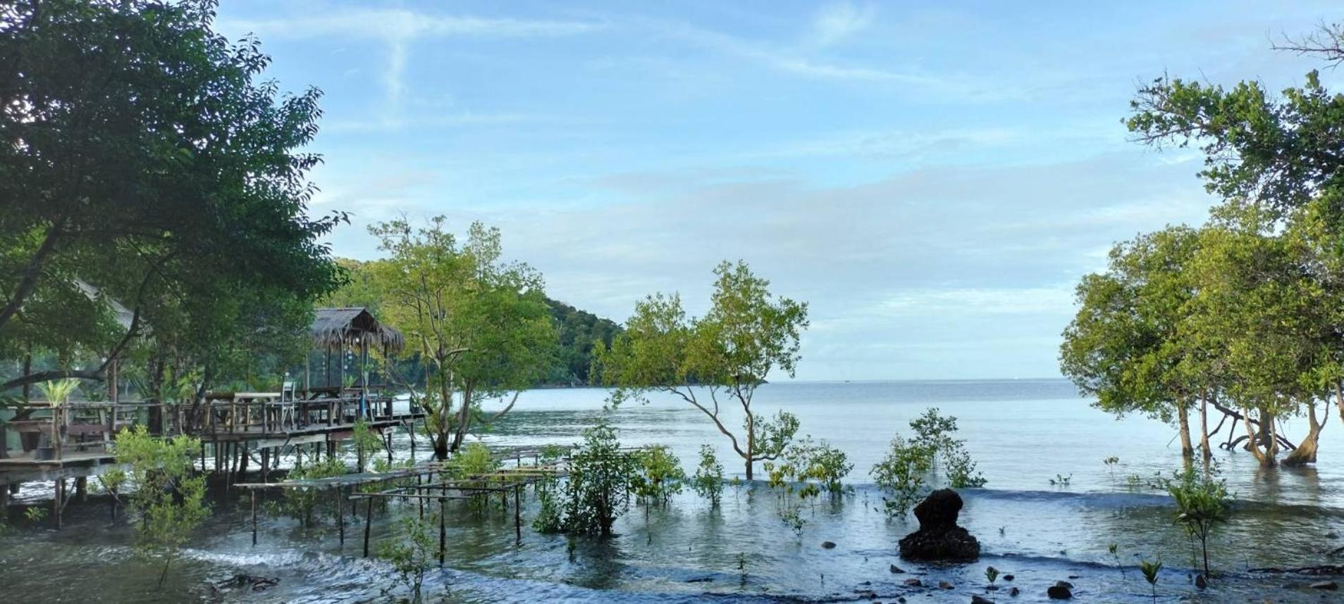 ฺbay Yard Hut Hotel Koh Chang Exterior photo