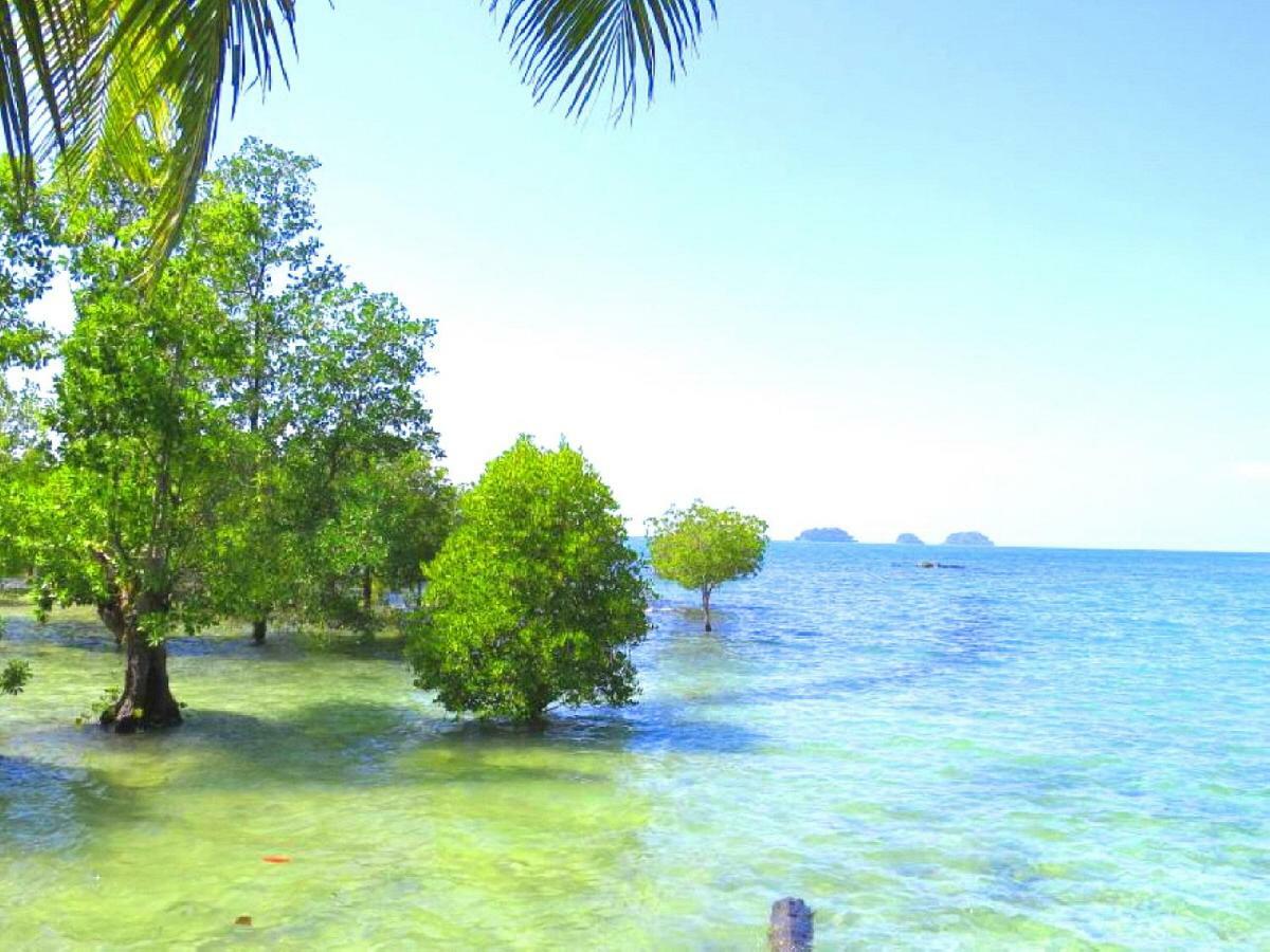 ฺbay Yard Hut Hotel Koh Chang Exterior photo