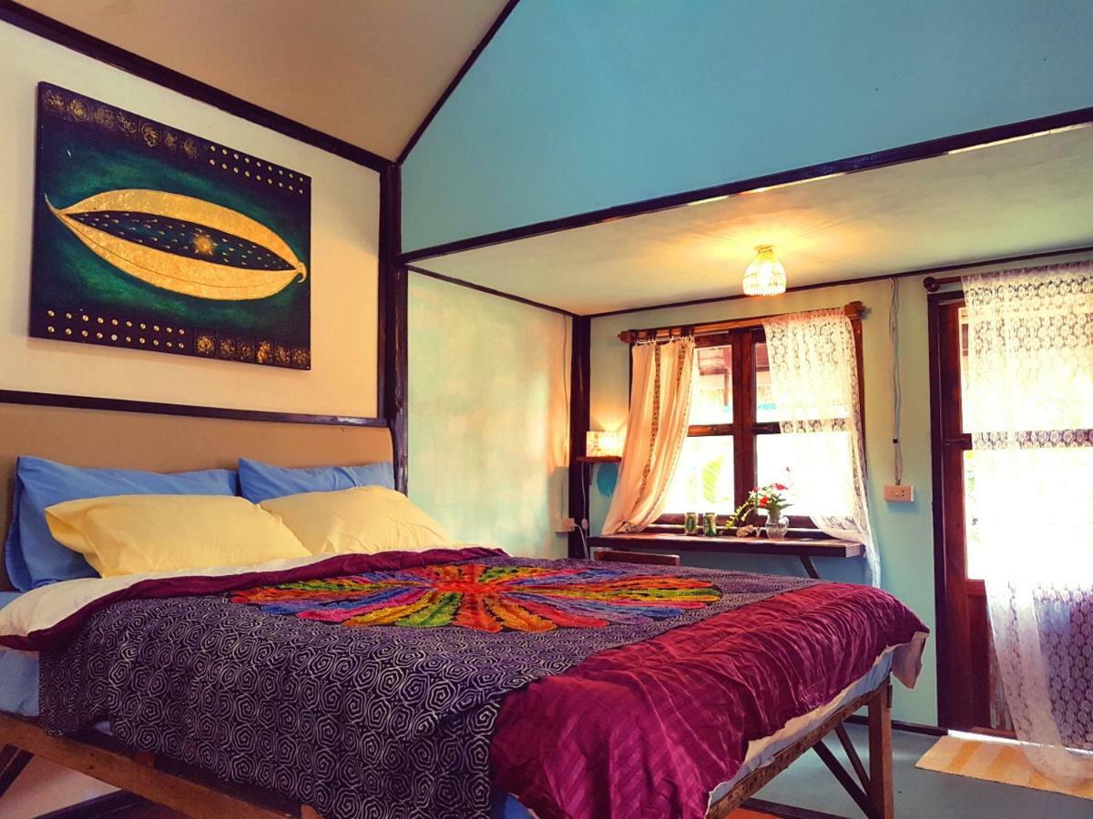 ฺbay Yard Hut Hotel Koh Chang Exterior photo