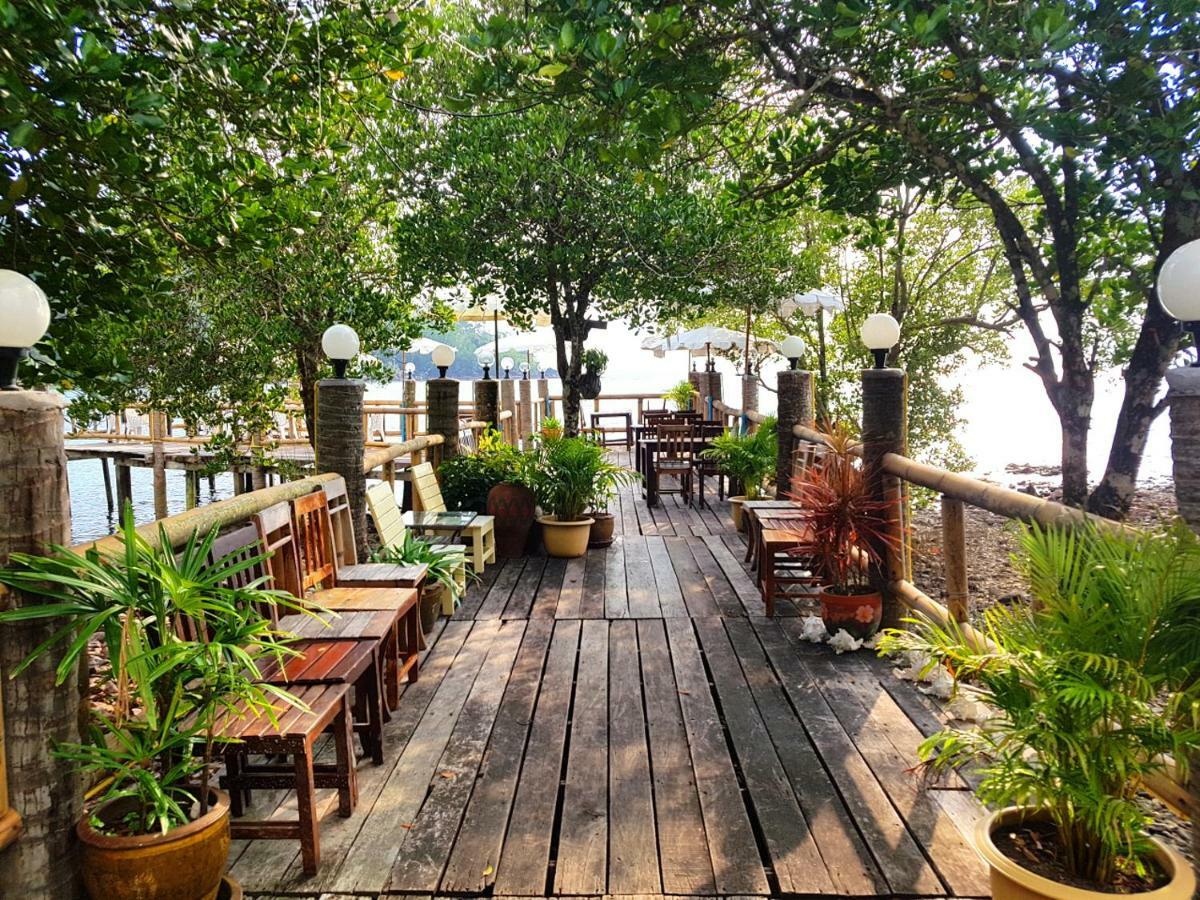 ฺbay Yard Hut Hotel Koh Chang Exterior photo