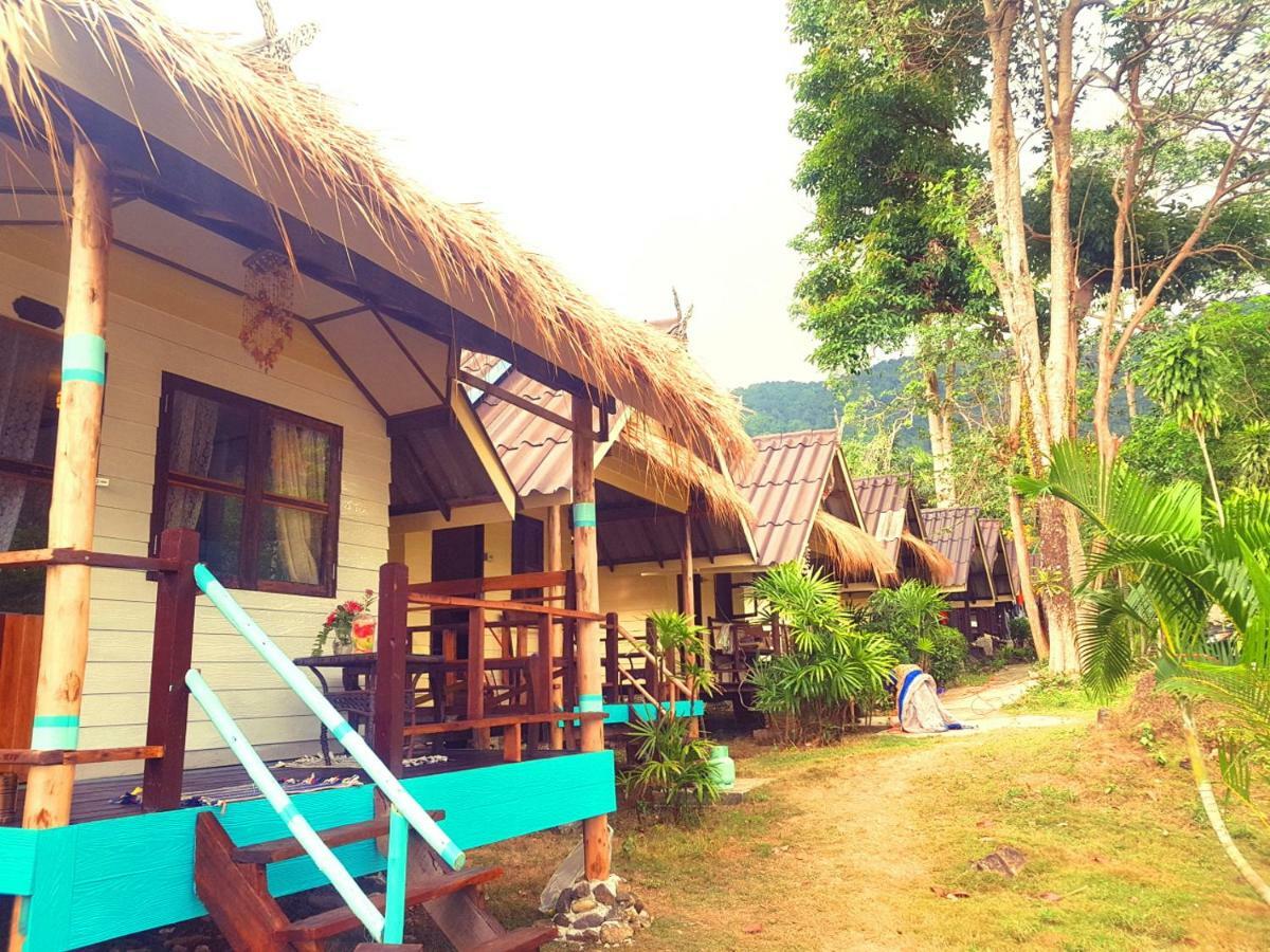 ฺbay Yard Hut Hotel Koh Chang Exterior photo