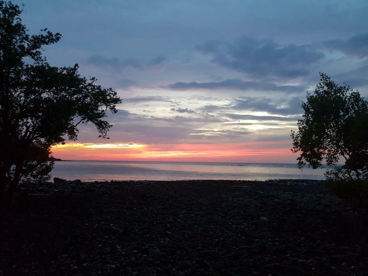 ฺbay Yard Hut Hotel Koh Chang Exterior photo